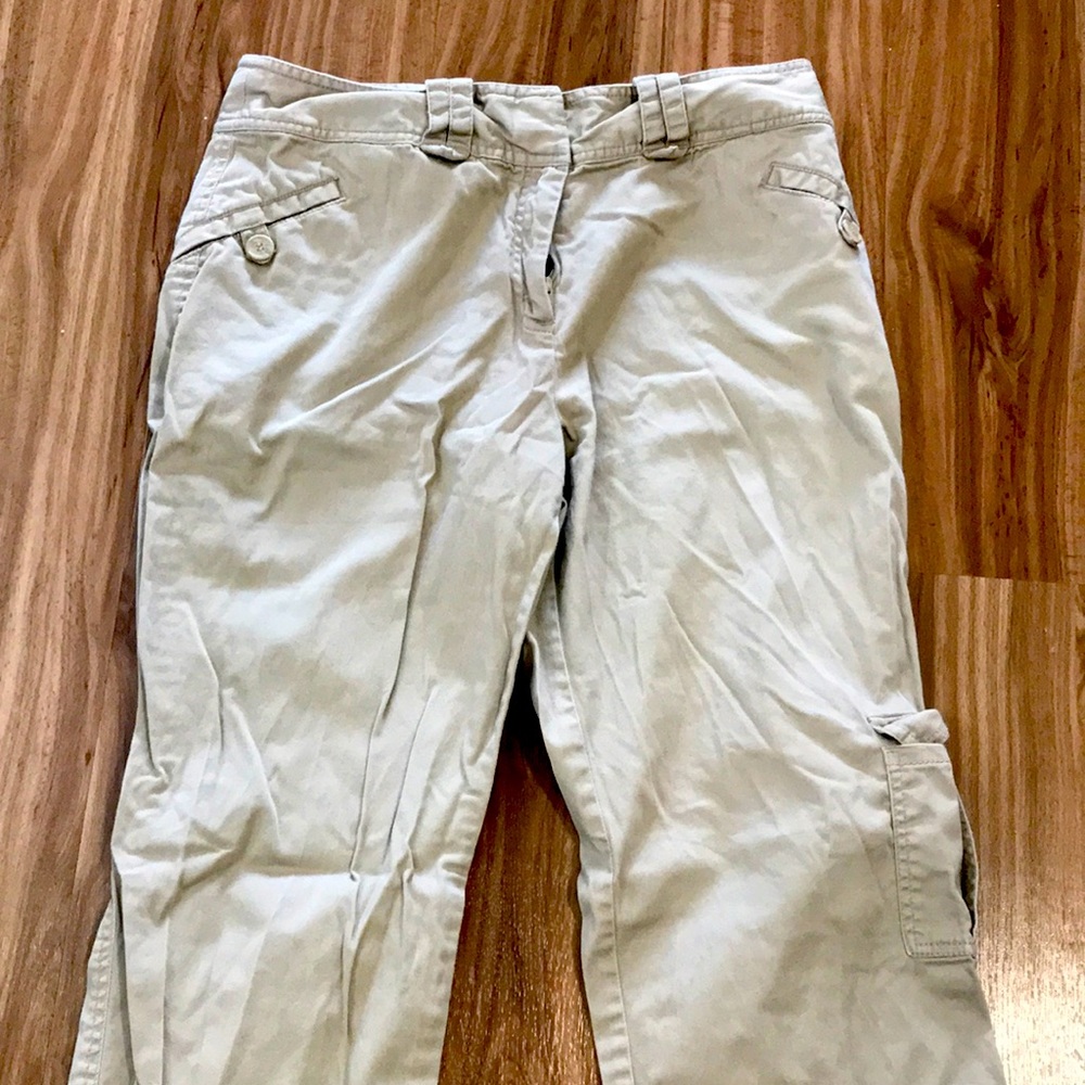 There are 4 Items ,short pants and thermal top for winter